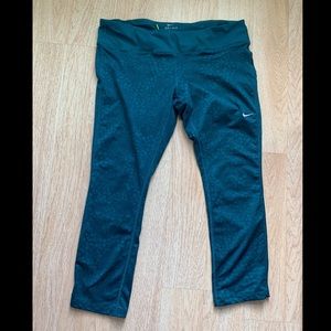 ⚡️NIKE DRI-FIT LEGGINGS⚡️